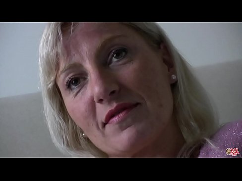 ❤️ La madre che abbiamo tutti scopato ... Signora, si comporti bene! ️❌ Video di sessoal it.epicshowdown.top ❌️